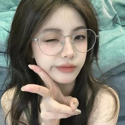 好女三头瞒