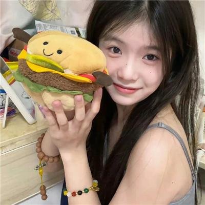 鸣鸟不飞：乌云密布